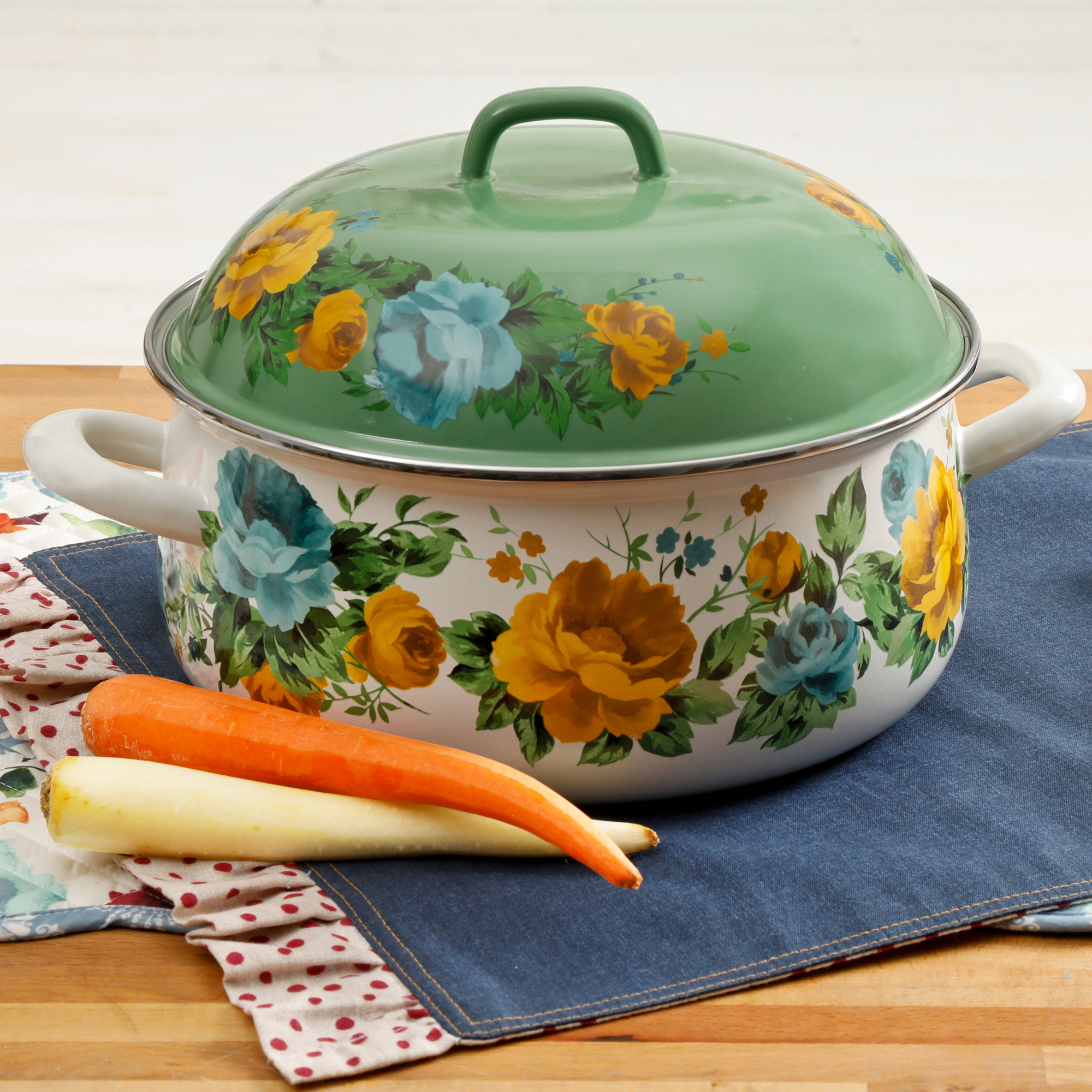 Pioneer Woman Rose Shadow 4-Quart Enamel Dutch Oven Just $19.72