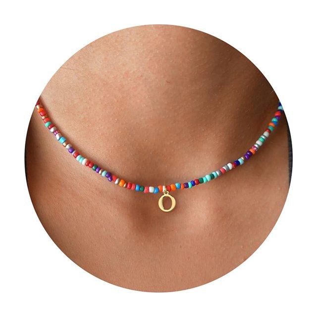 Yoosteel Colliers Initiaux pour Filles Femmes, Collier Boho Perlé Fait Main Collier Ras du Cou Initial pour Femmes Colliers Initiaux en Acier Inoxydable pour Femmes Filles Adolescentes Cadeaux