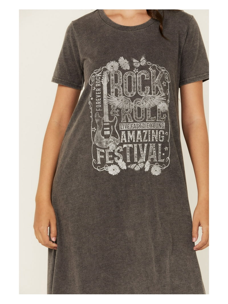 Blended Women's Rock And Roll Short Sleeve Graphic Midi T-Shirt