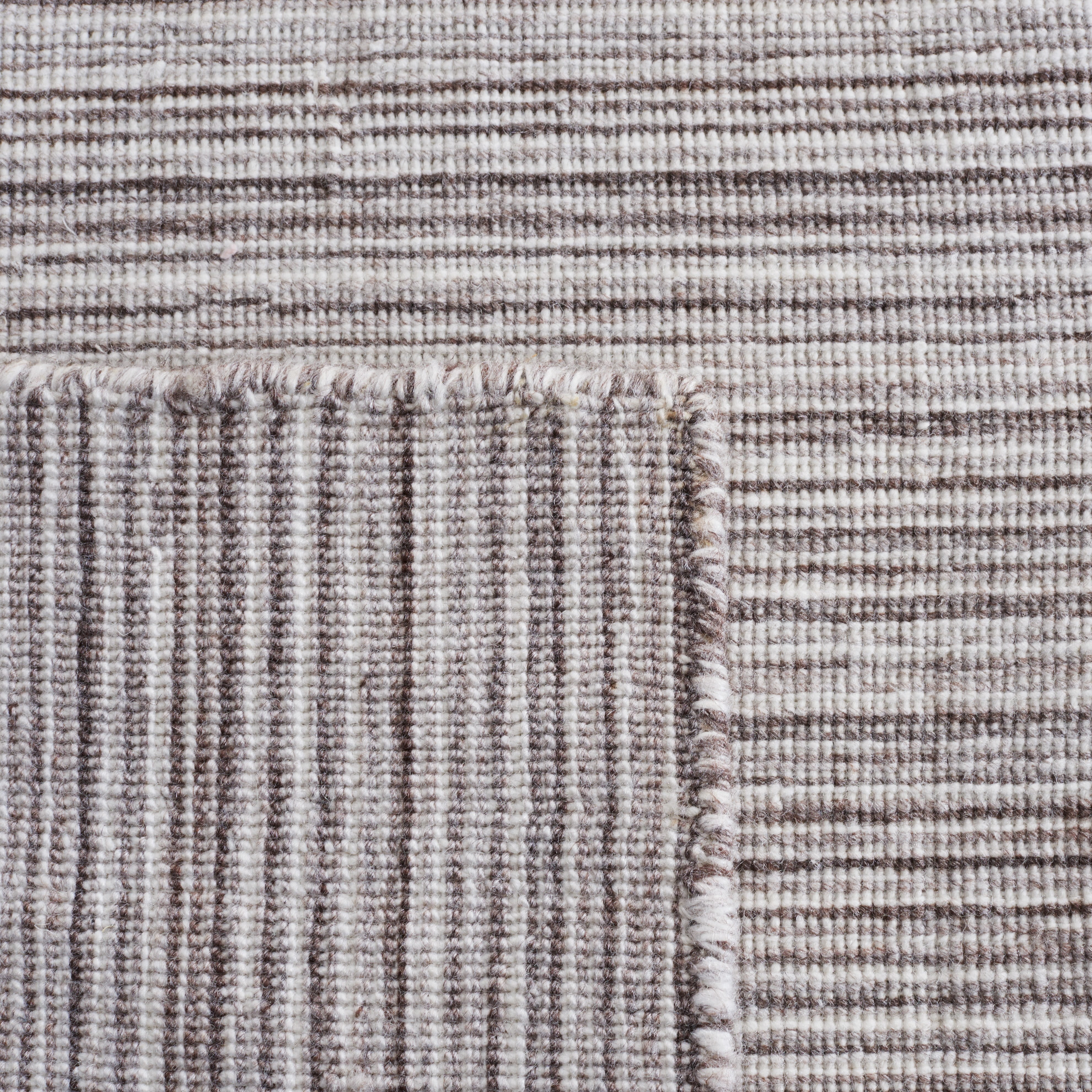 SAFAVIEH Kilim Cemal Striped Polyester Runner Rug, Beige/Ivory, 2'3" x 9'
