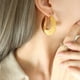 thumbnail image 4 of Pendientes de aro gruesos de acero inoxidable para mujer, joyería Vintage chapada en oro, textura gruesa, círculo geométrico, brillante, moda, 4 of 5
