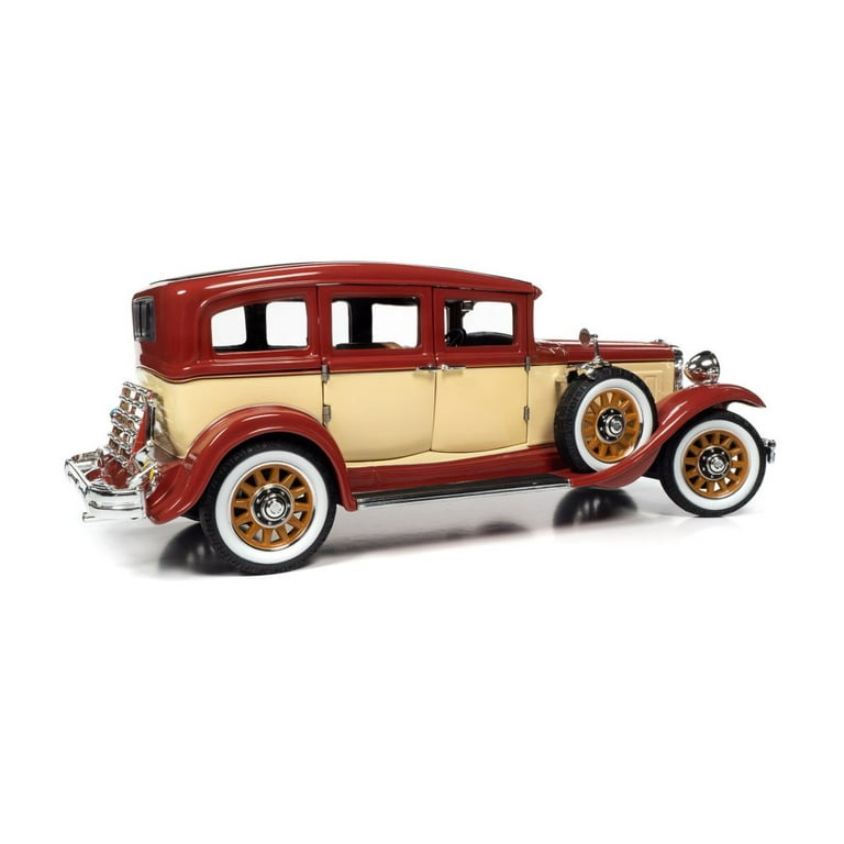 1931 Peerless Master 8 Sedan, Burgundy and Cream - Auto World