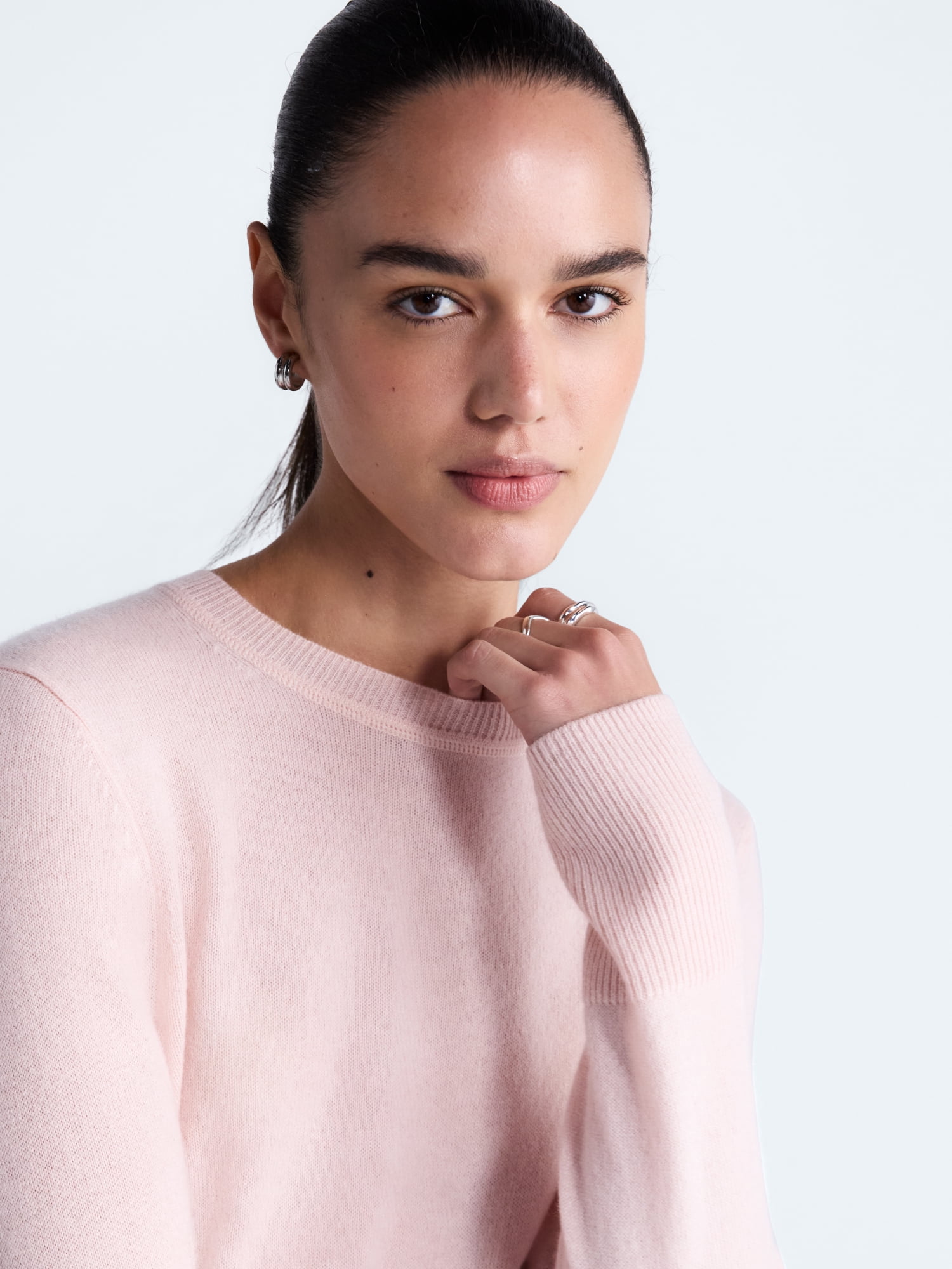 Free Assembly Women's and Women's Plus Cashmere Sweater with Long Sleeves, Sizes XS-4X
