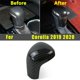 thumbnail image 3 of Funda decorativa para pomo de cambio de marchas de estilo de fibra, compatible con Sport Stick 2018-2021, 3 of 5