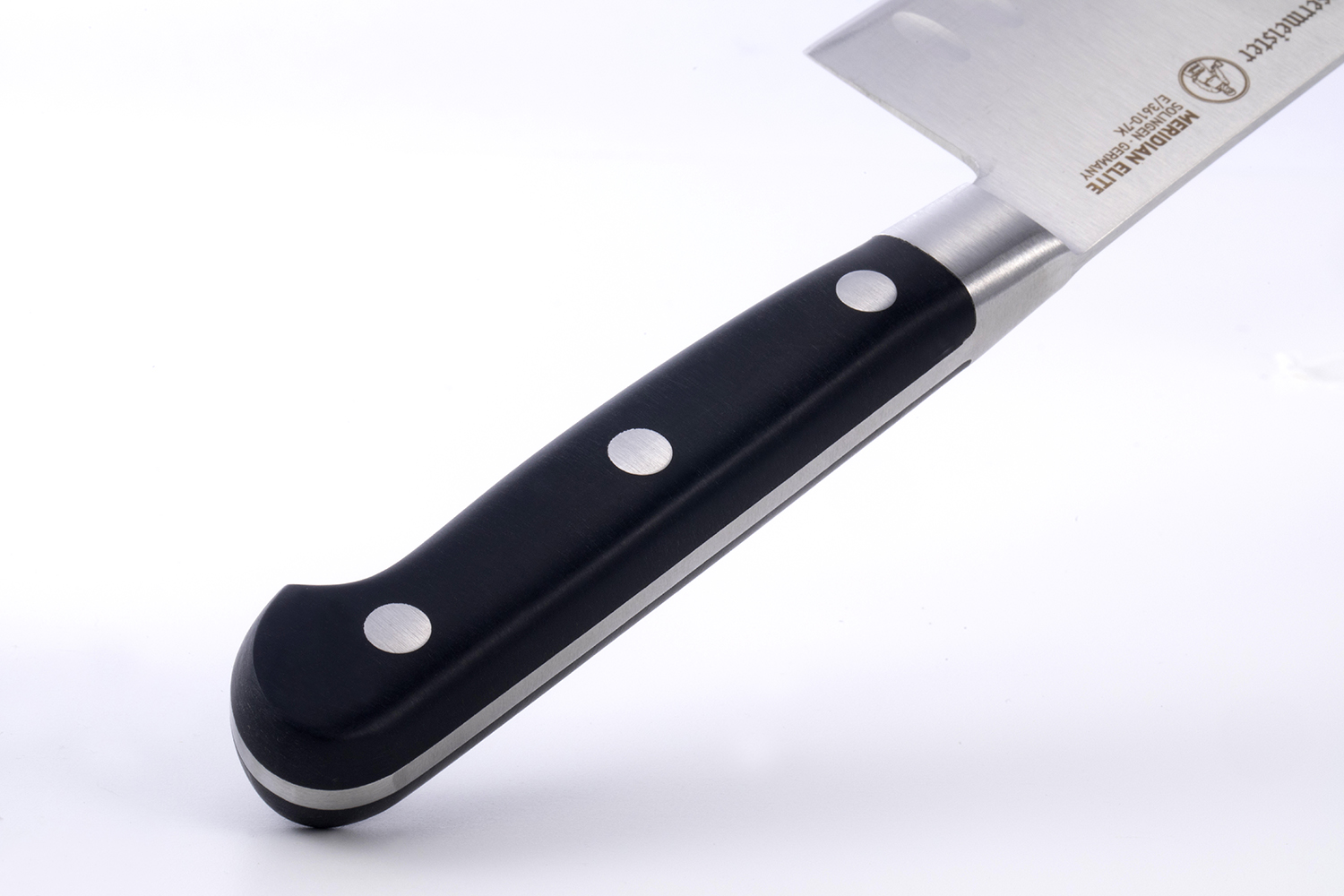 Messermeister Meridian Elite 7-Inch Kullenschliff Santoku Knife