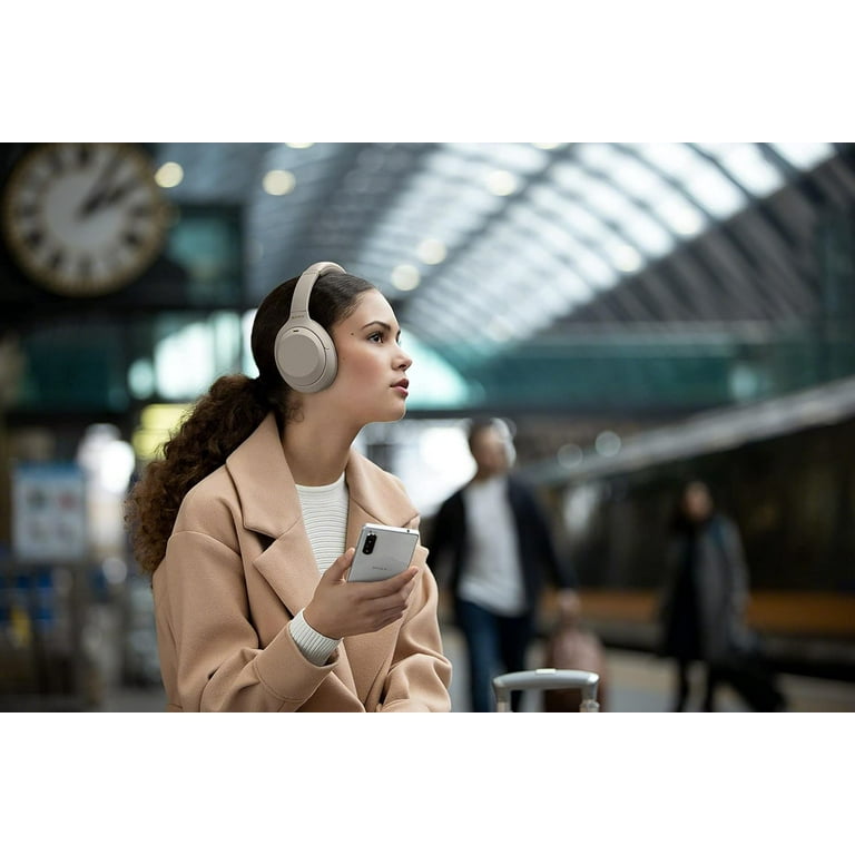 Sony WH-1000XM4 Wireless Noise-Canceling Over-Ear Headphones Sony WH-1000XM4 Wireless Noise-Canceling Over-Ear Headphones