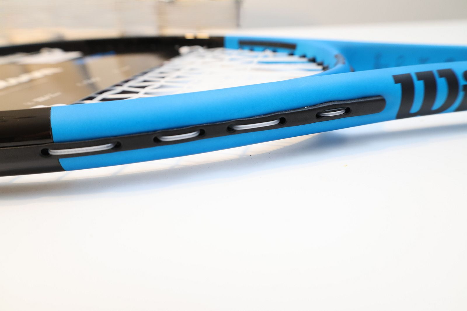 Wilson Ultra Tour XP Tennis Rackqet