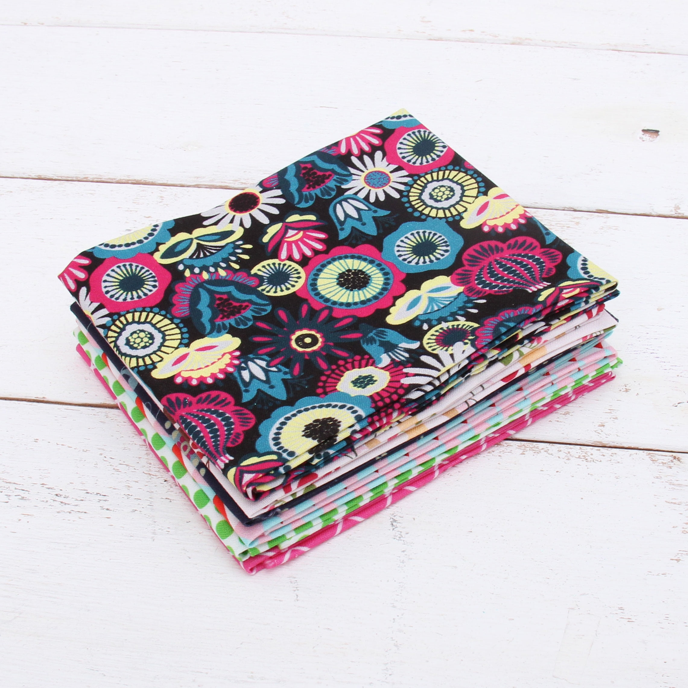 Threadart 6 Fat Quarters Fabric Bundles - Mixed Prints 100% Cotton - 100% Cotton Sewing and Quilting Fabric - Full Size Fat Quarters 18"x21"