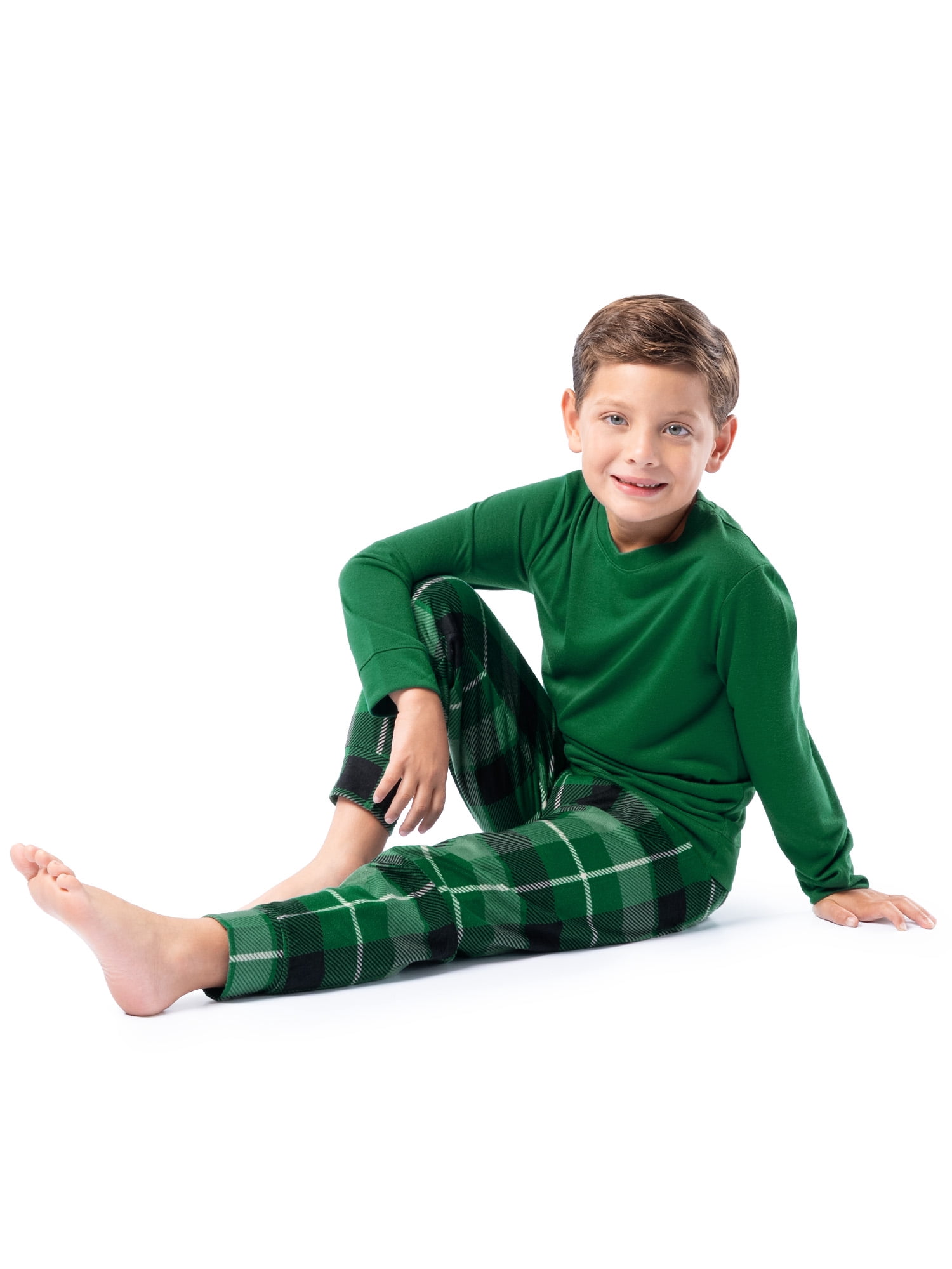 Fruit of the Loom Boy's Sleep Long Sleeve Top & Velour Fleece Jogger Pajama Set, 2-Piece, Sizes 4-16