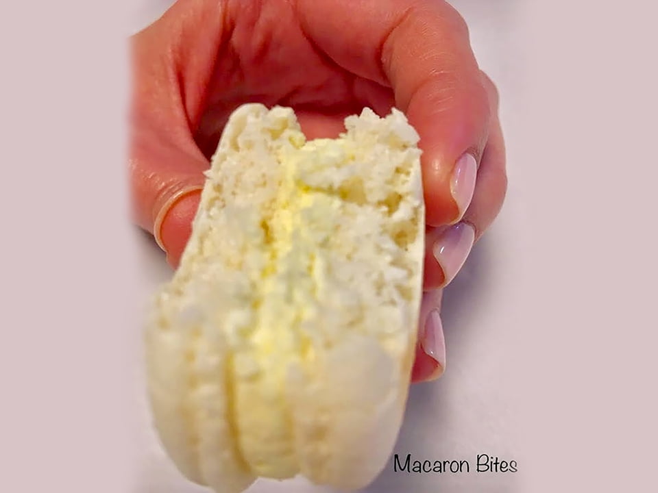 Macaron Bites Red Velvet and Vanilla Macaron Cookie Gift Box, 24 Count