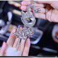 thumbnail image 2 of Adornos de cristal YONGSHENG para mujer y hombre Adorno para espejo retrovisor de Coche colgante de cristal de la suerte bola de cisne, 2 of 5