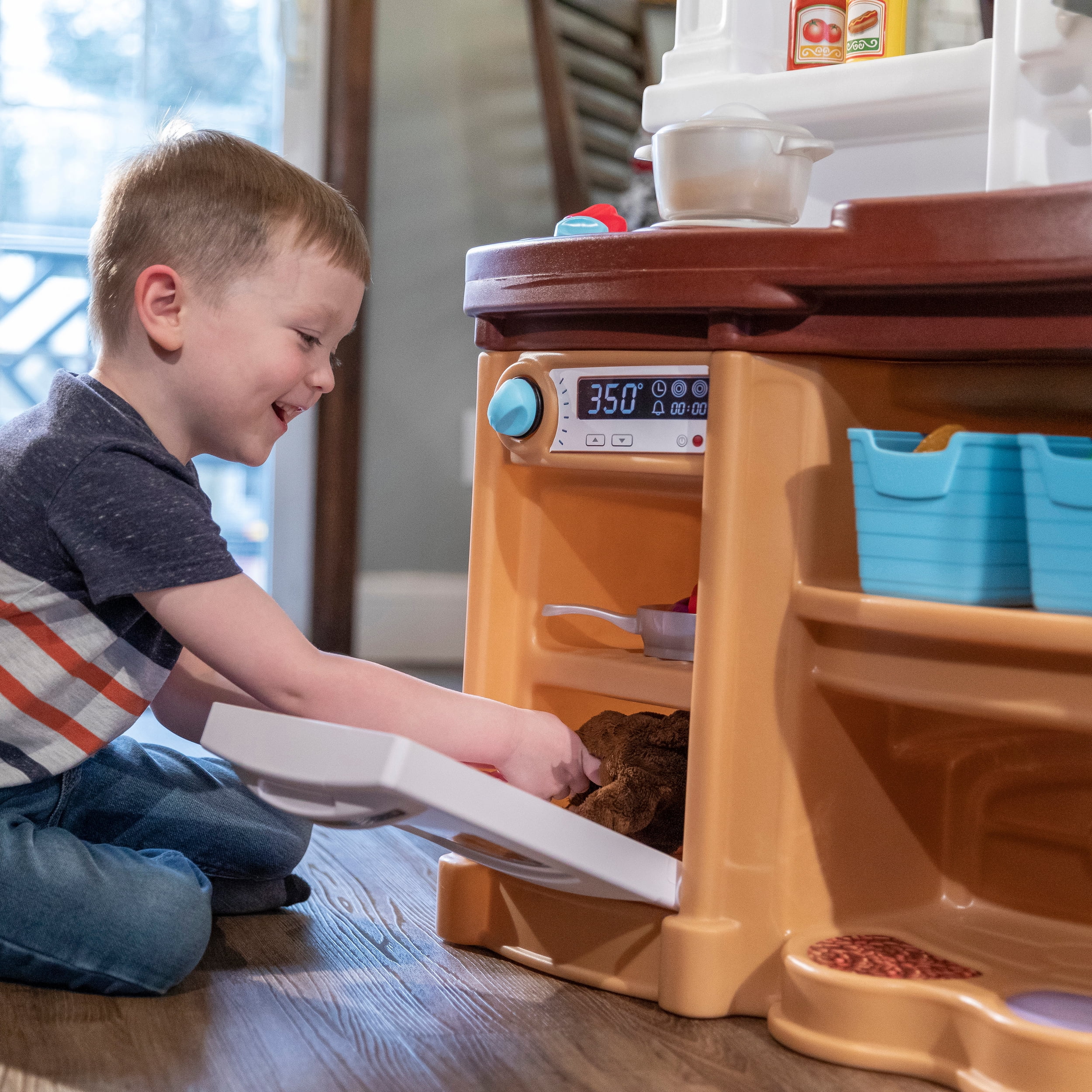 Step2 Fun with Friends Tan Play Kitchen Set photo 4