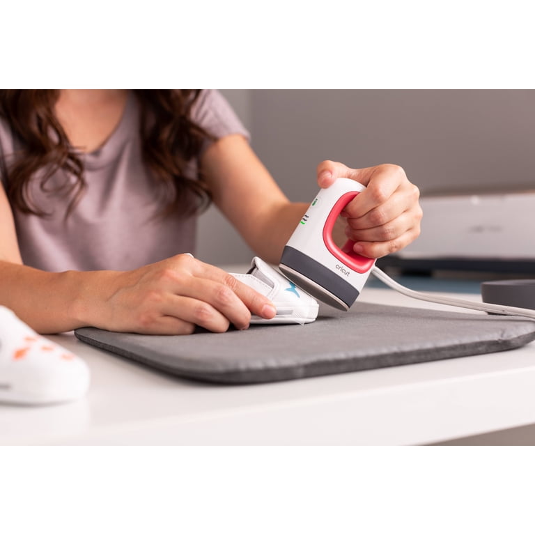 Cricut EasyPress Mini, Raspberry, Compact Handheld Heat Press