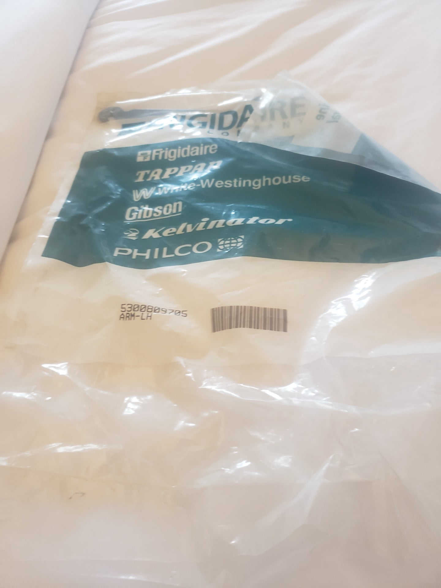 Frigidaire Dishwasher Left Hand Hinge 5300809705