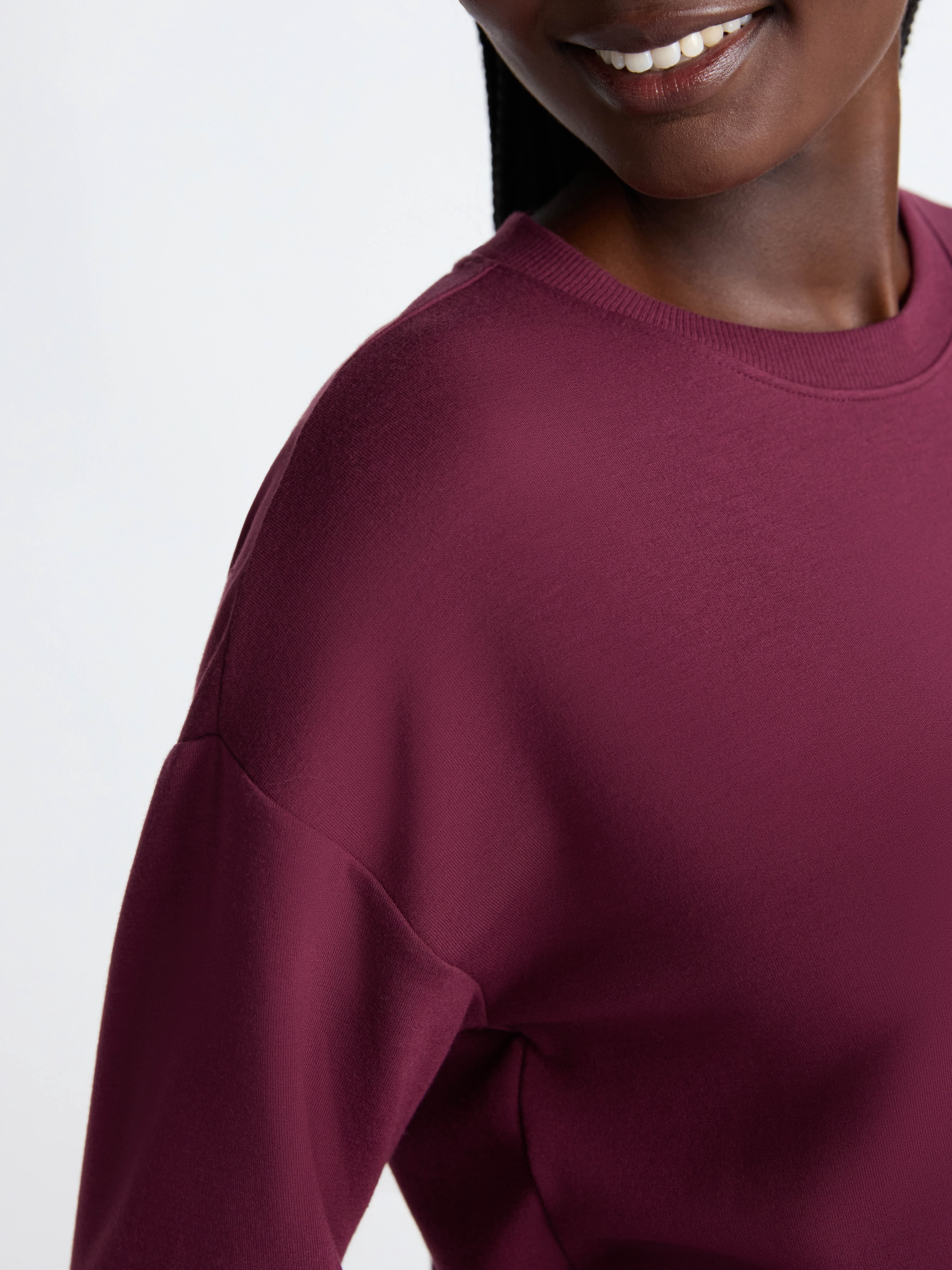 Joyspun Women's Fleece Drop Shoulder Sleep Top with Long Sleeves, Sizes XS-3X