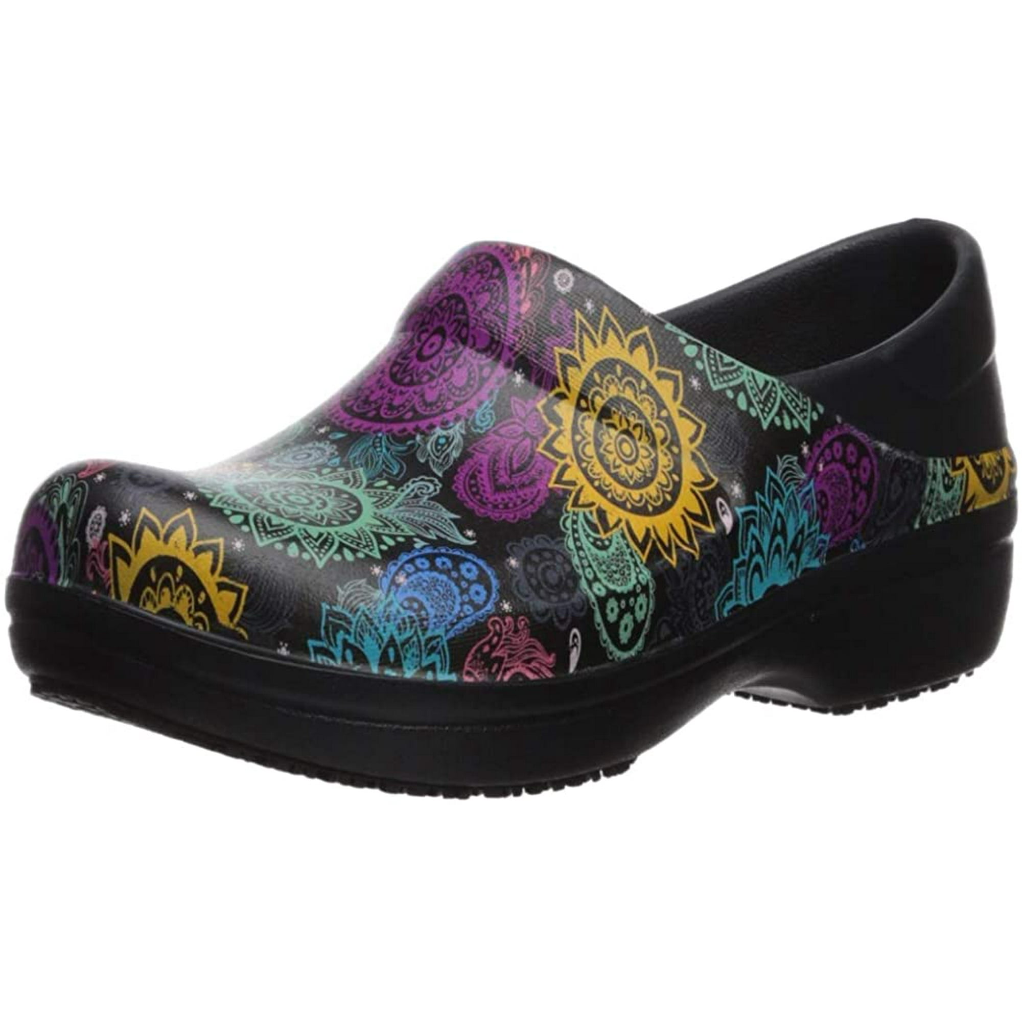 Crocs Women's Neria Pro II Graphic Clog | Slip Resistant Work and Nursing  Shoe, Black/Multi Floral, 5 M US | Walmart Canada