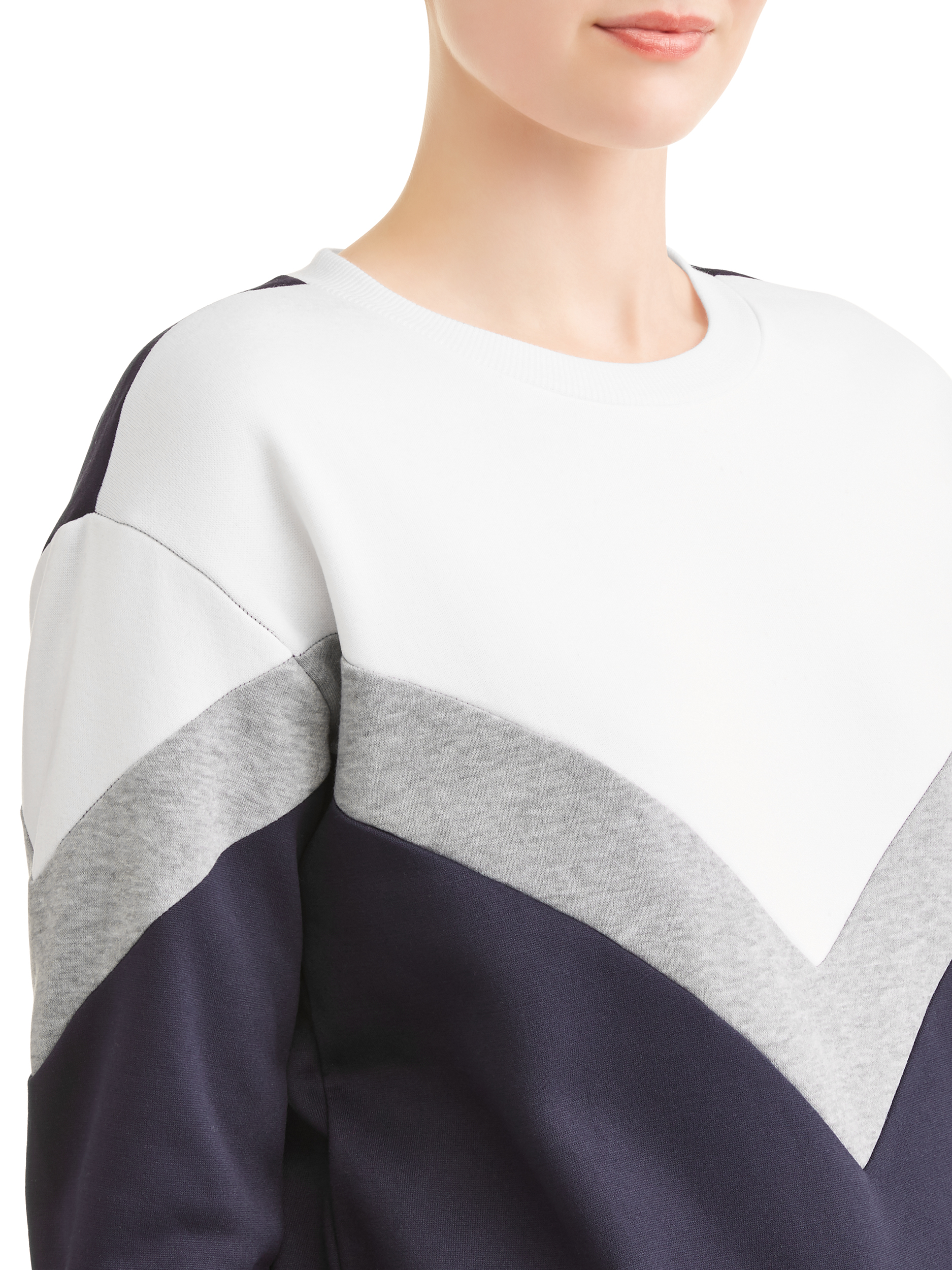 Juniors' Chevron Colorblock Pullover Sweatshirt and Jogger Bundle - image 4 of 4