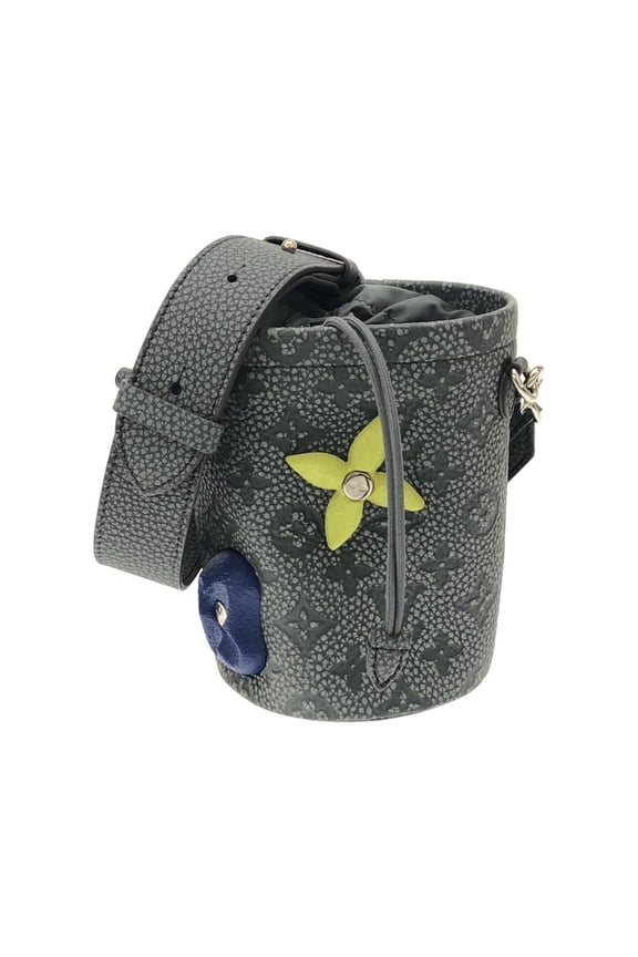 Pre-Owned Louis Vuitton Chalk Handbag Pouch 2022AW M81572 Accessory