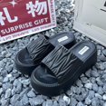 thumbnail image 1 of Zapatillas de mujer con suela gruesa para usar en verano, exquisitas sandalias de moda, zapatos de playa, suelas suaves, zapatillas de suela gruesa para exteriores, 1 of 5