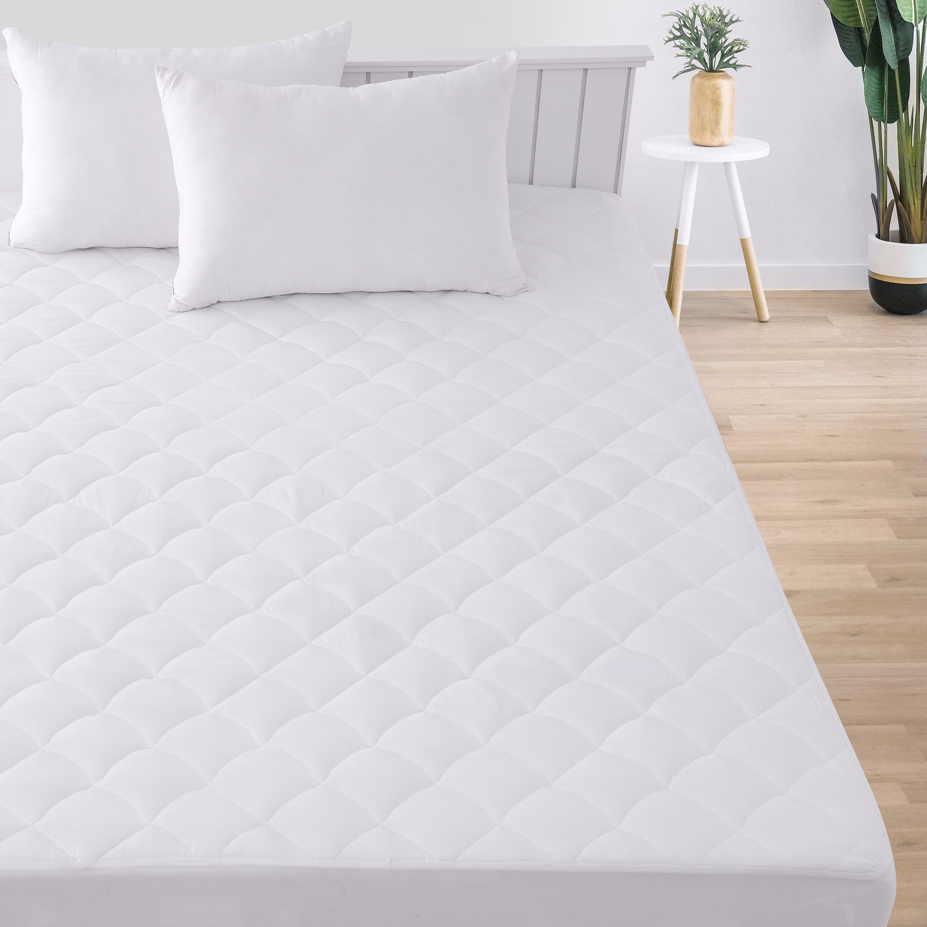 Twin XL Mattress Pad Cover Protector Size 39x80 inches Stretches to 16 Deep  - Quilted Fitted Sheet for Twin Extra Long Bed White