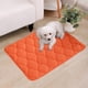 thumbnail image 4 of Almohadilla cálida para mascotas de invierno, para gatos y perros, colchón para perrera, resistente a arañazos y mordidas, lavable, esponjoso, 50*40cm - naranja, 4 of 6