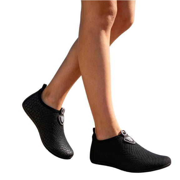 Water Shoes for Women Men, Quick Dry Aqua Socks, Lightweight Barefoot Swim Shoes, Slip On Beach Pool Footwear for Swimming, Surfing, Kayaking, Boating, Hiking, Walking 37