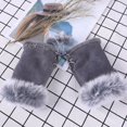 thumbnail image 1 of Guantes de medio dedo de piel de conejo, moda para mujer, otoño e invierno, guantes de medio dedo para estudiantes, para escribir en la computadora, 1 of 6