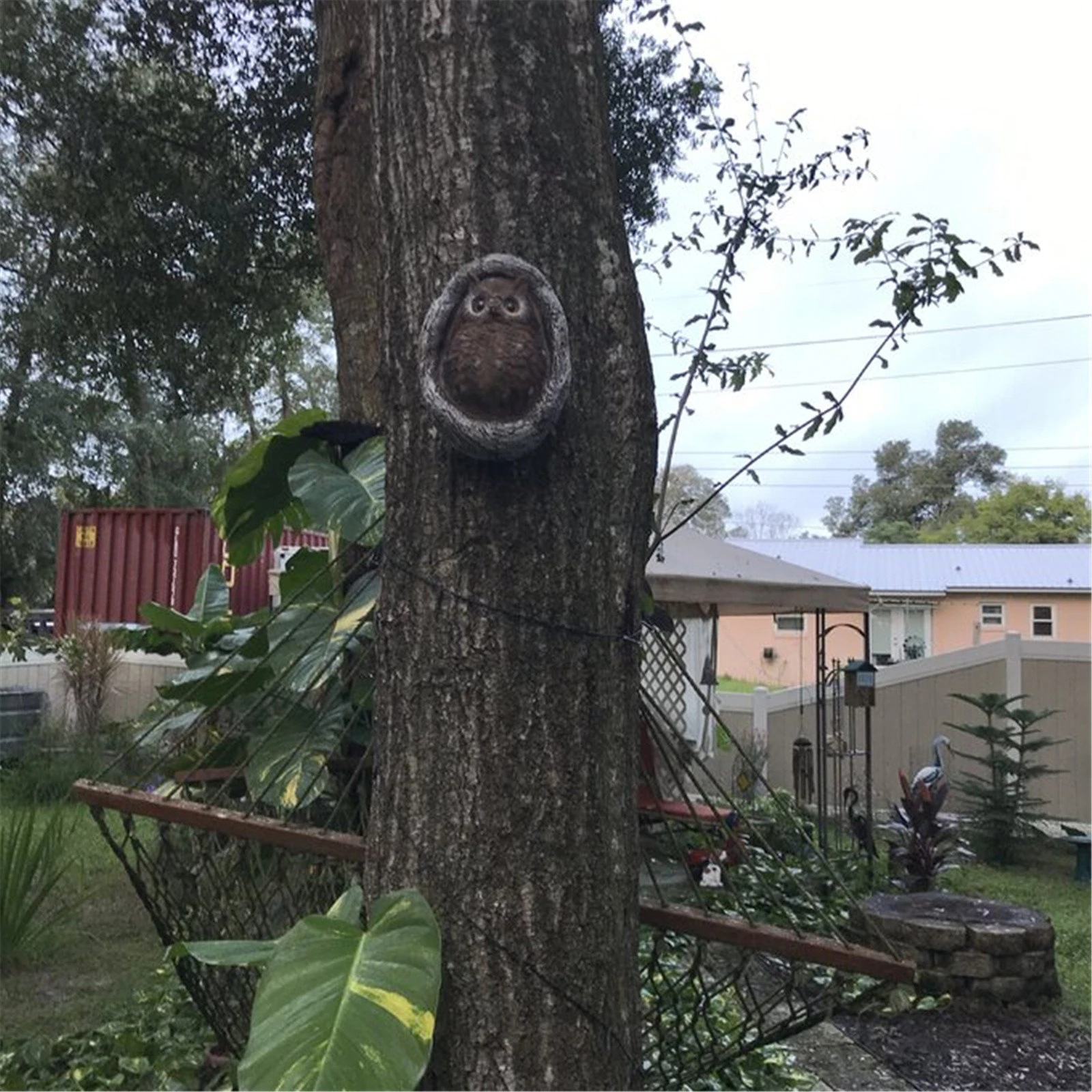 Owl Tree Hugger Garden Peeker Yard Art Outdoor Whimical Tree culpture Garden Decoration Owl tatue Figurine Holiday Ornament