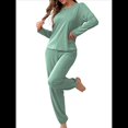 thumbnail image 3 of Conjunto de Pijama de 2 Piezas para Mujer, Camiseta y Pantalón Lisos, Suave y Elástico. Verde Frijol S, 3 of 10