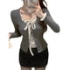 thumbnail image 3 of Camiseta de Larga para Mujer, Cuello Redondo, Estilo Casual, con Encaje, Efecto Dos Piezas. Gris M, 3 of 9