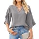 thumbnail image 2 of Nuevos tops de manga petal para mujer: blusa holgada de gasa con cuello en V y detalles plisados, mangas tres cuartos para el trabajo en verano o salidas informales., 2 of 5