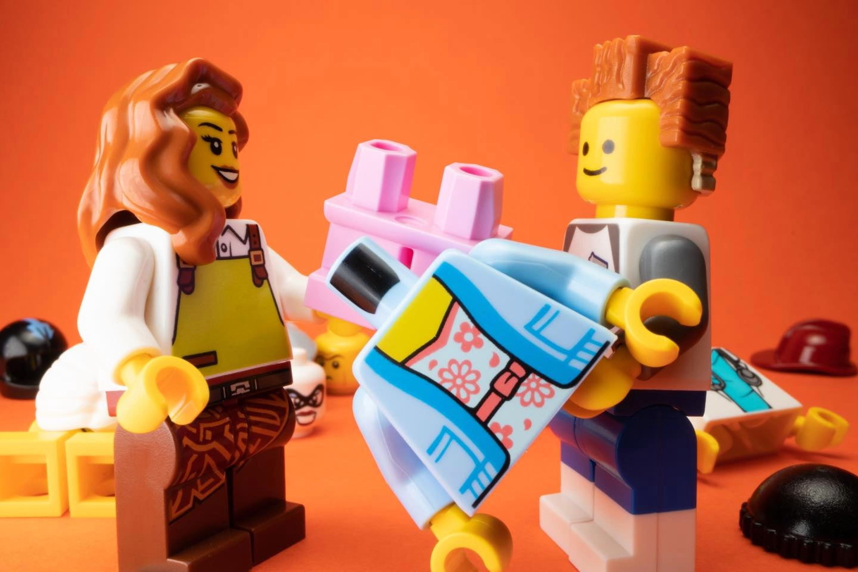Brick Loot Random LEGO Minifigures Mystery 10-Pack Collectible Unique Characters
