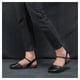thumbnail image 2 of Sandalia Dansko Rowan para Mujer con Plantilla de Corcho y Espuma Viscoelástica Negra, 2 of 8