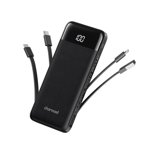 portable charger with built in cables Charmast Negro slim 10000mAh power bank con cables integrados (Lightning, USB-C, Micro‑USB), pantalla LED numérica que muestra porcentaje, seis salidas y diseño delgado en vista frontal inclinada sobre fondo blanco; adecuado para cargar iPhone, Samsung y otros teléfonos en viaje.