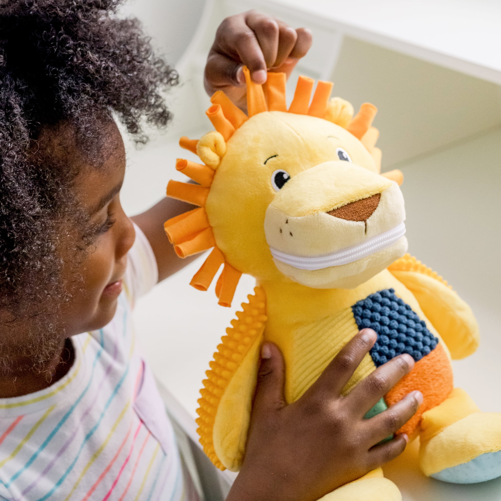 ThinkPsych Brave Lion Talking Plush | Calming Emotional Support Stuffed  Animal with 18 Recorded Messages | Calming Toys for Kids Ages 5-12 |  Companion
