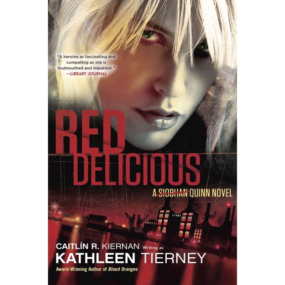 Pre-Owned Red Delicious (Siobhan Quinn Novels) Paperback