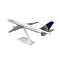 thumbnail image 2 of Flight Miniatures Snap-Fit B757-300 Continental, 2 of 6