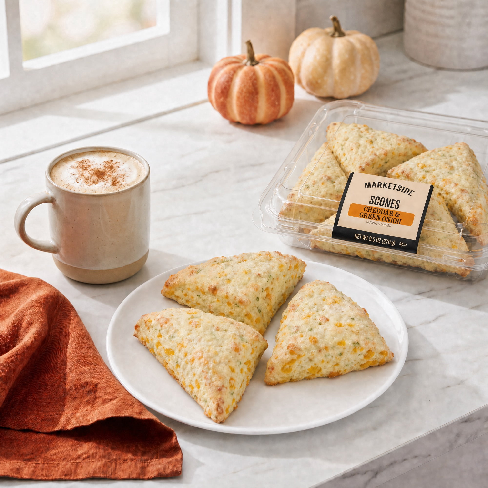 Marketside Cheddar & Green Onion Scones, 9.5 oz., 4 Count, Baked