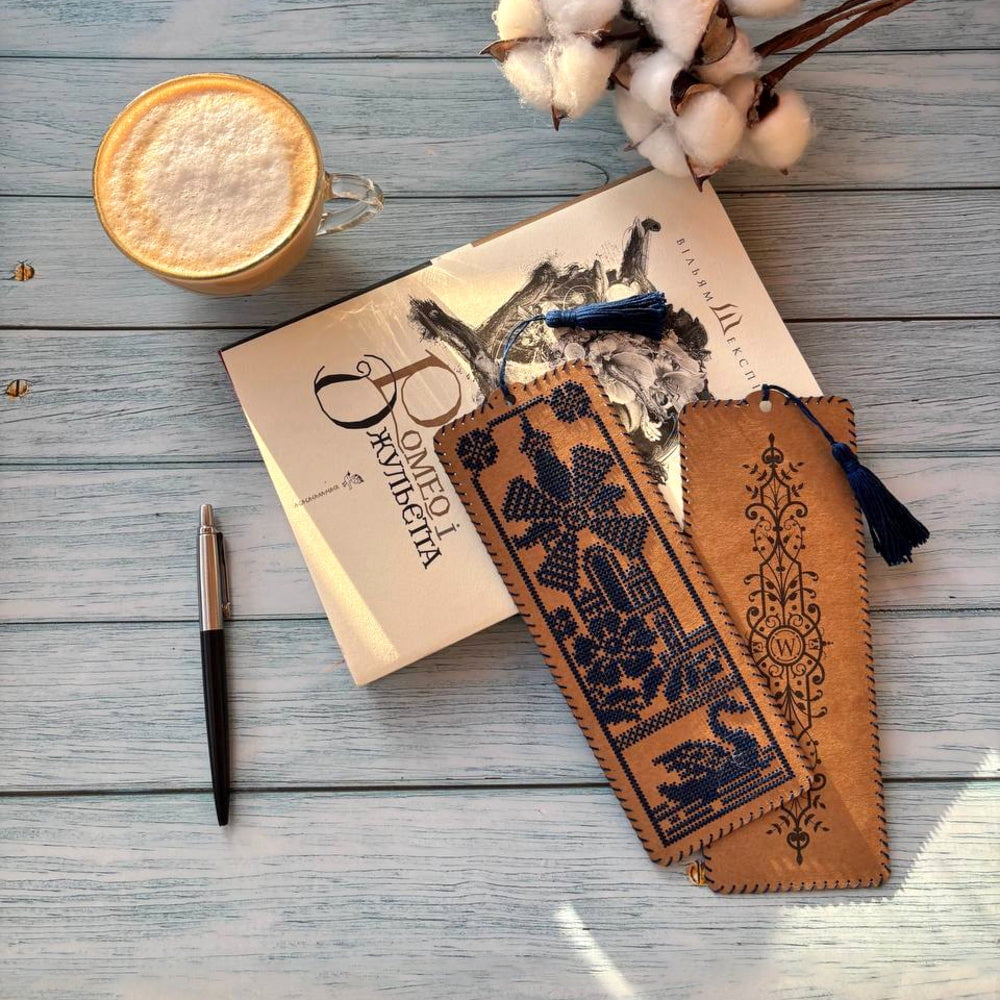 Cardboard Embroidery Kit Bookmark - Old Mill WLZ-002