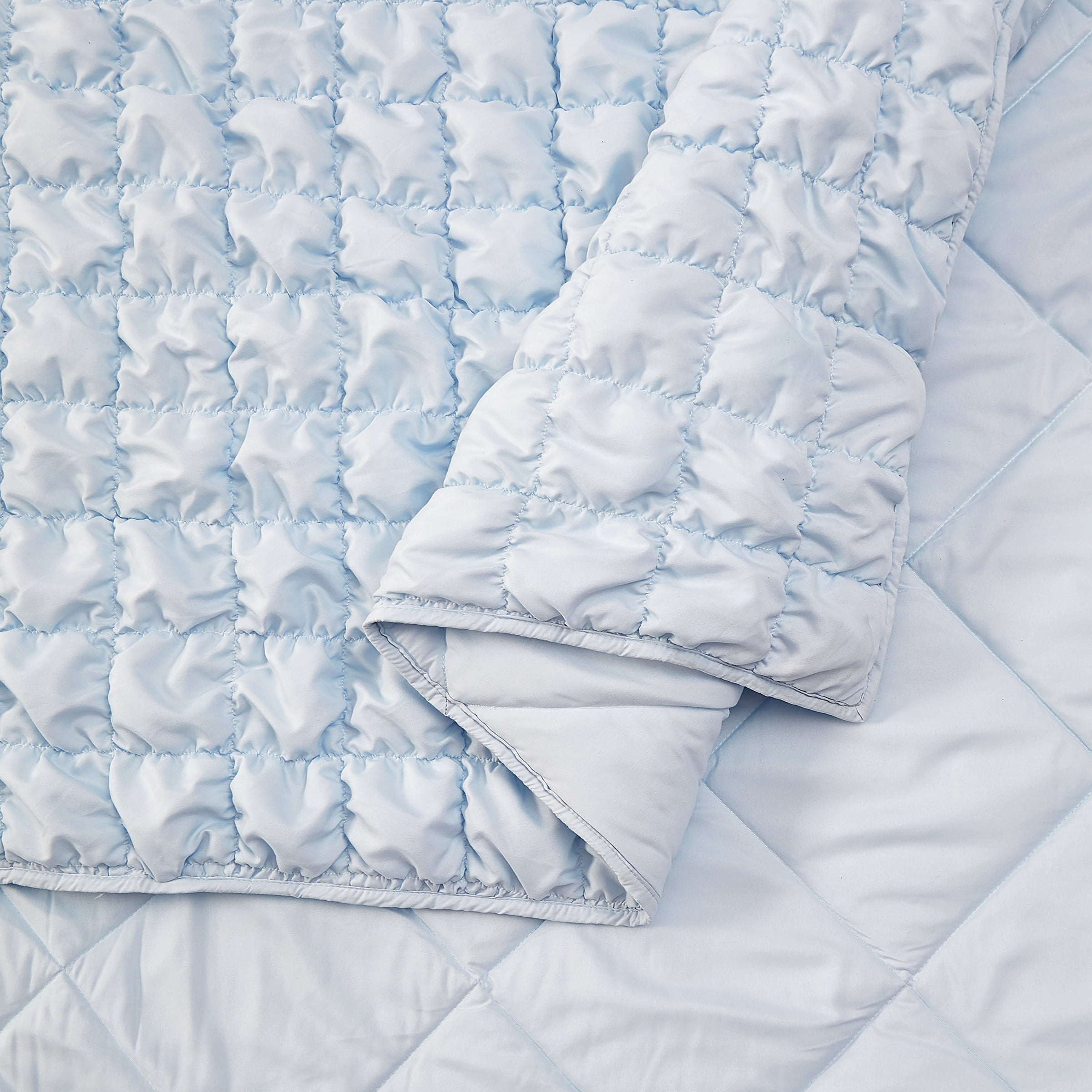 Urban Playground Kids and Teens Dreamy Clouds Marshmallow Blue 3-Piece Solid Quilt Set, Full/Queen