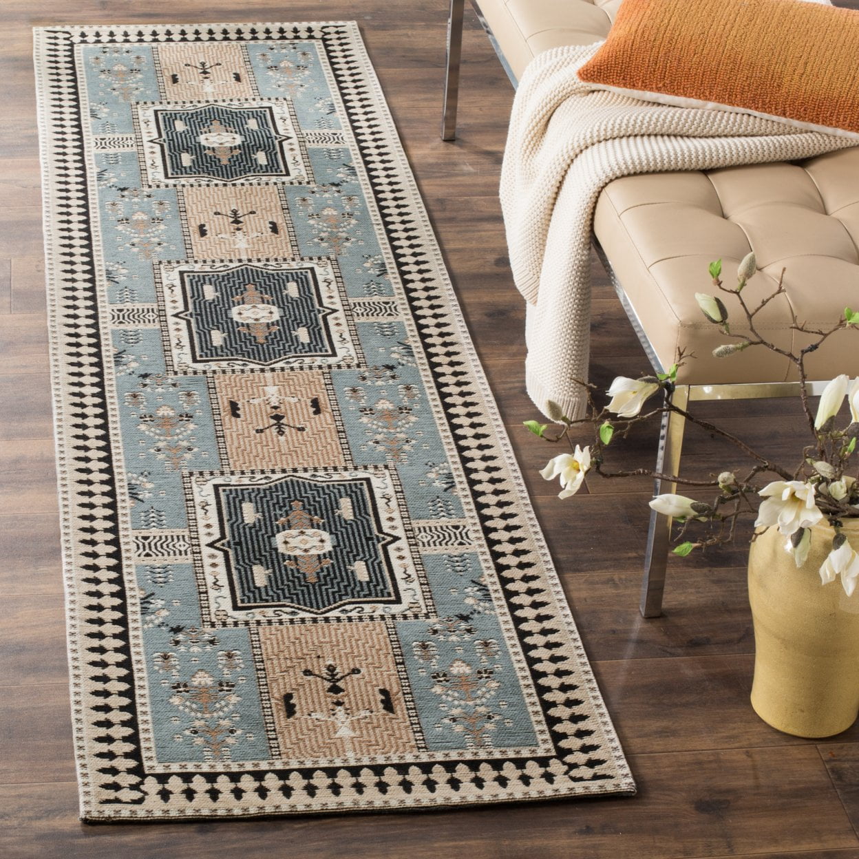 SAFAVIEH Classic Vintage Seanna Geometric Area Rug, Slate/Beige, 4' x 6'