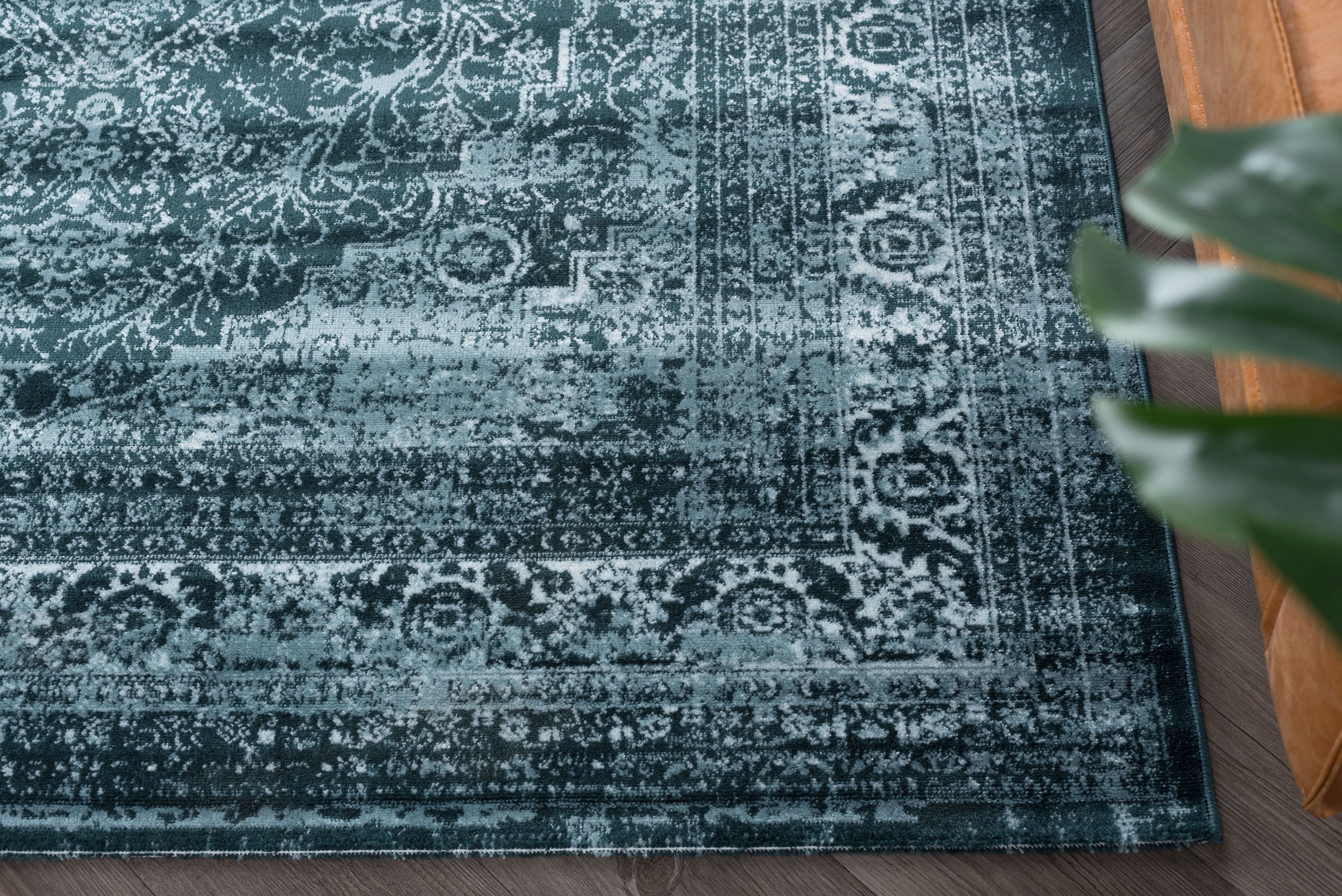 Transitional 7x10 Area Rug (6'7'' x 9'6'') Oriental Blue, Ecru Living Room Easy to Clean