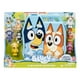 thumbnail image 1 of Estuche de almacenamiento Moose Toys Bluey con juego de 8 figuras de juguete, 1 of 5