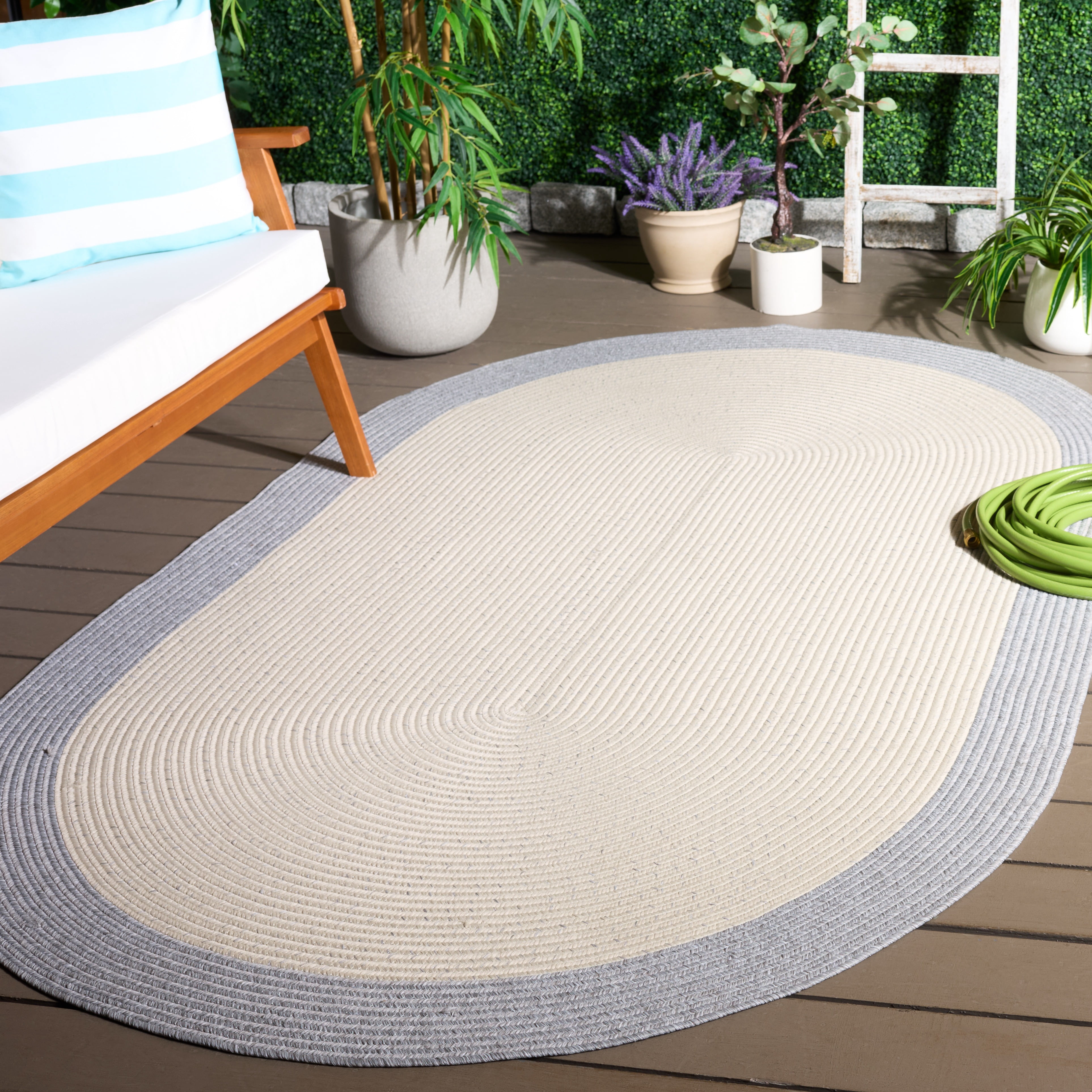 Safavieh Braided Victor Bordered Machine Washable Reversible Area Rug, Ivory/Gray, 5' x 8' Oval