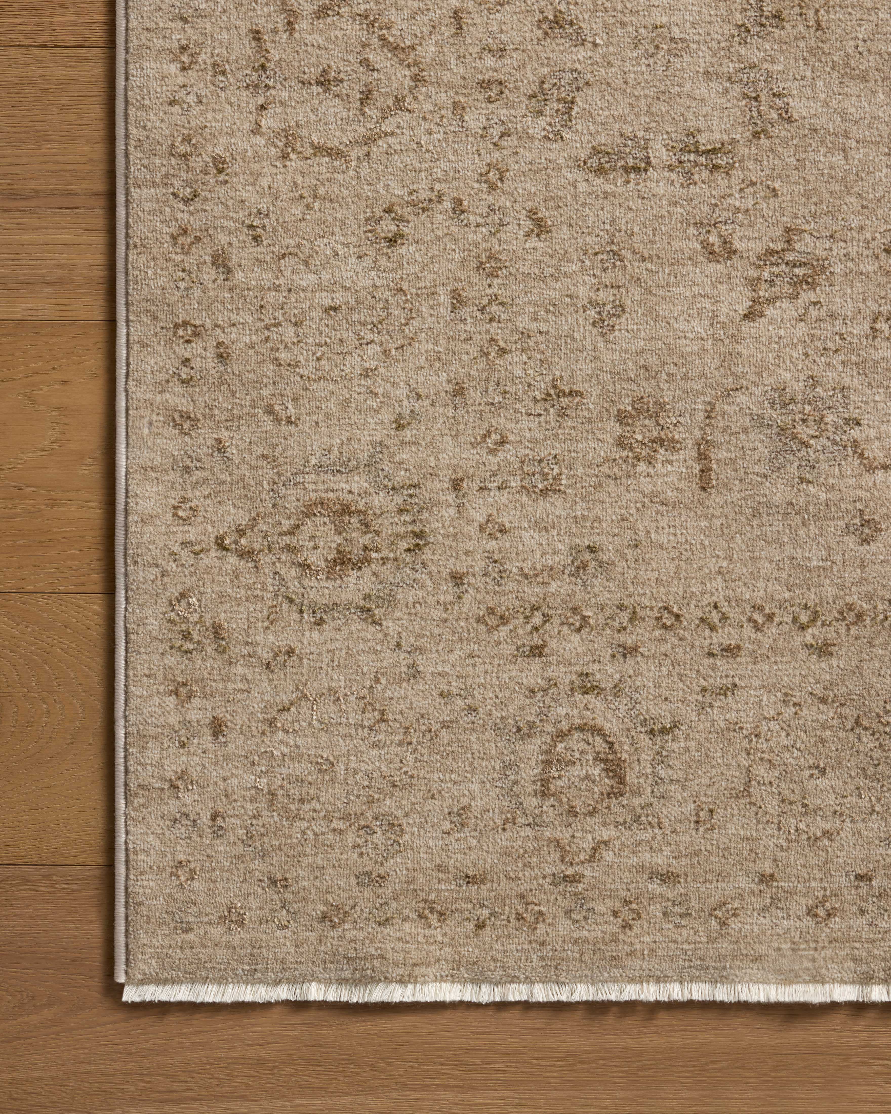 Loloi Haywood Sand / Natural 2'-7" x 8'-0" Area Rug