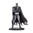 thumbnail image 1 of Estatua McFarlane Toys Batman blanco y negro Brian Bolland 7-i, 1 of 1