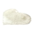 thumbnail image 4 of Alfombra de peluche con forma de corazón, pequeña, decorativa, artesanal, regalo de cumpleaños para el hogar. Blanco, 4 of 9