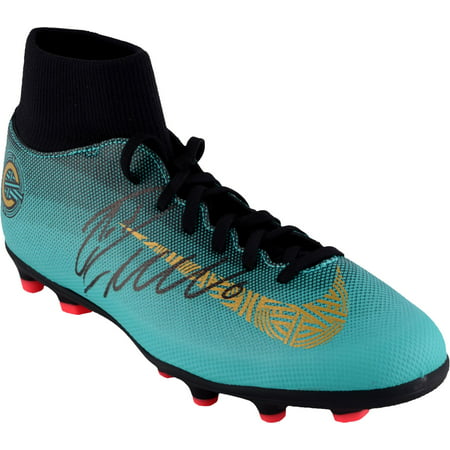Cristiano Ronaldo Juventus F.C. Autographed Teal and Gold CR7 Mercurial Cleat - Fanatics Authentic (Cristiano Ronaldo Best Cleats)