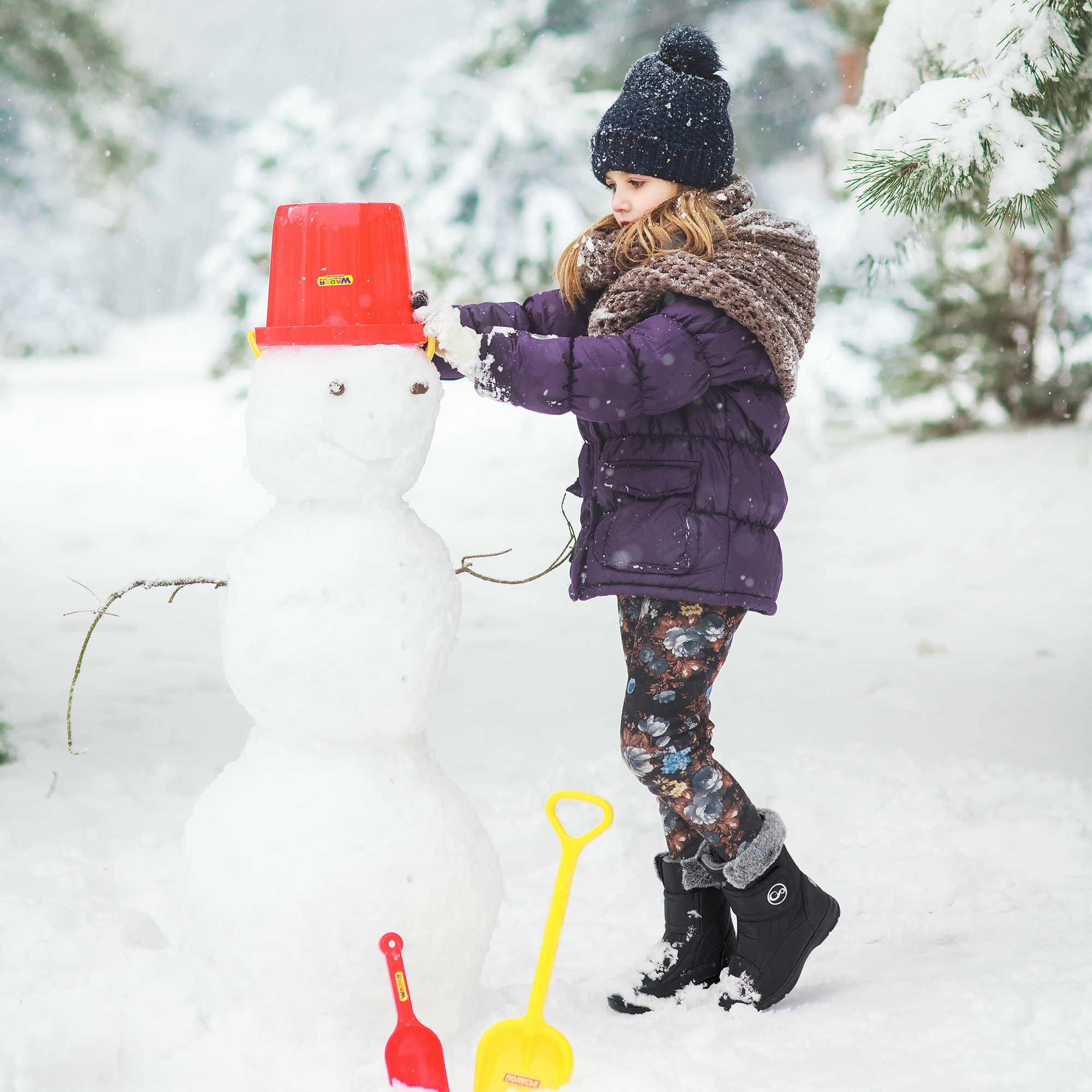 Ecetana Kids' Waterproof Snow Boots photo 2
