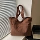 thumbnail image 1 of Bolsas de almacenamiento de pana, bolso de pana de gran capacidad, bolso de mano de color sólido, bolso de hombro elegante e informal para estudiantes y mujeres que viajan diariamente, bolso de mano a, 1 of 6